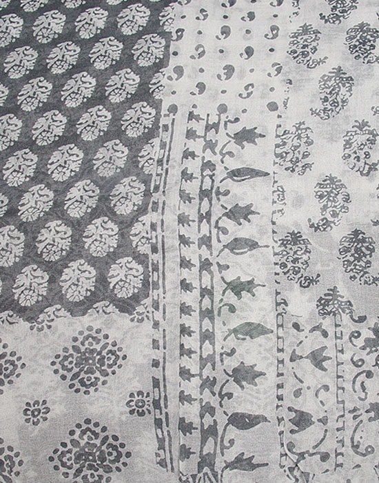 [el]Γυναικεία σάρπα με paisley τύπωμα | Naracamicie[en]Women’s shawl with paisley print | Naracamicie