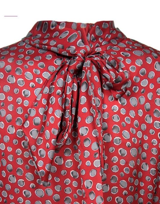 [el] Γυναίκεια μπλούζα με δέσιμο στο λαιμό NaraCamicie[en] Woman’s tie neck blouse NaraCamicie